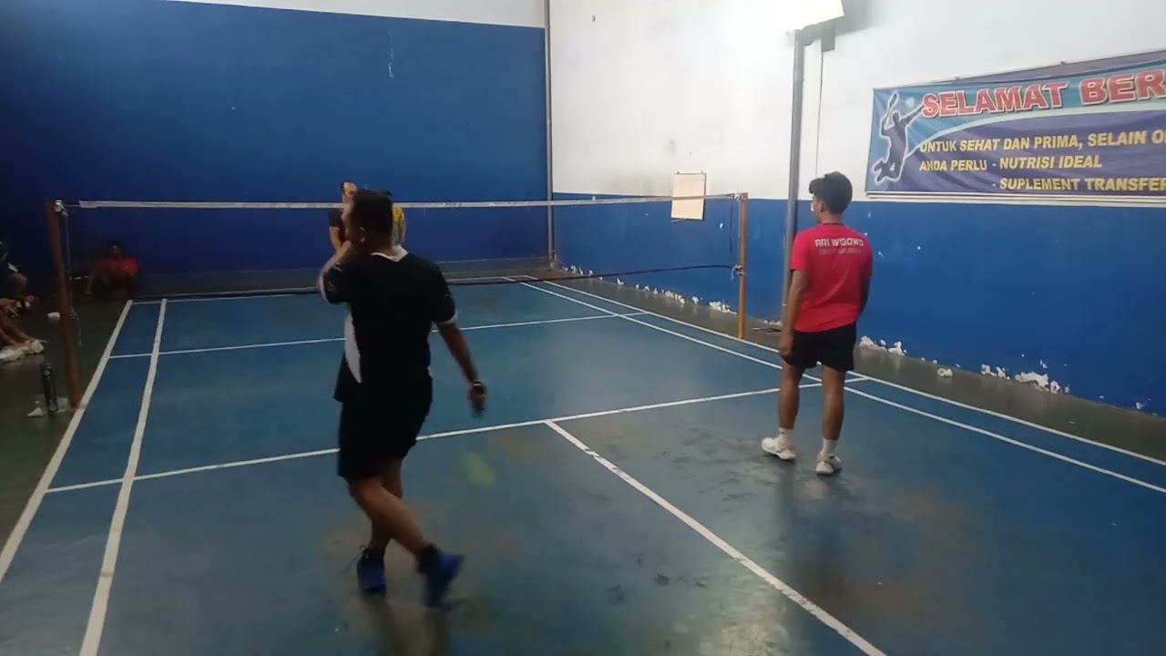 Jojo/pak koko v Mas Regar / Ari
