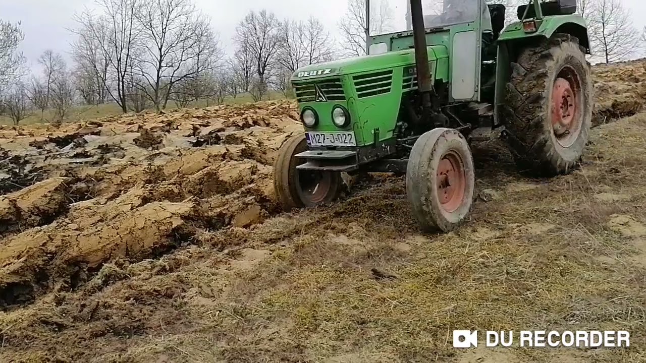Deutz 5206 i slavonac-olt(2x12) u strani (20 godina nije orano)