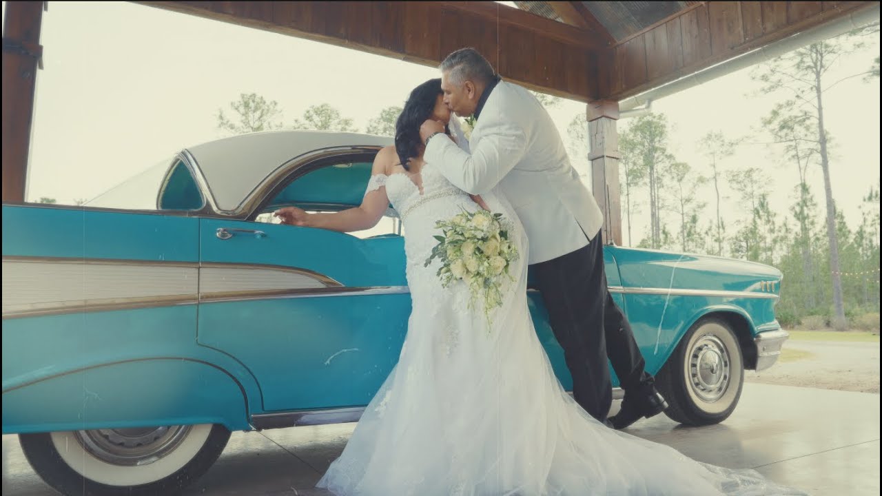 Wedding highlight video - Mr & Mrs  - At the Grandville Farms