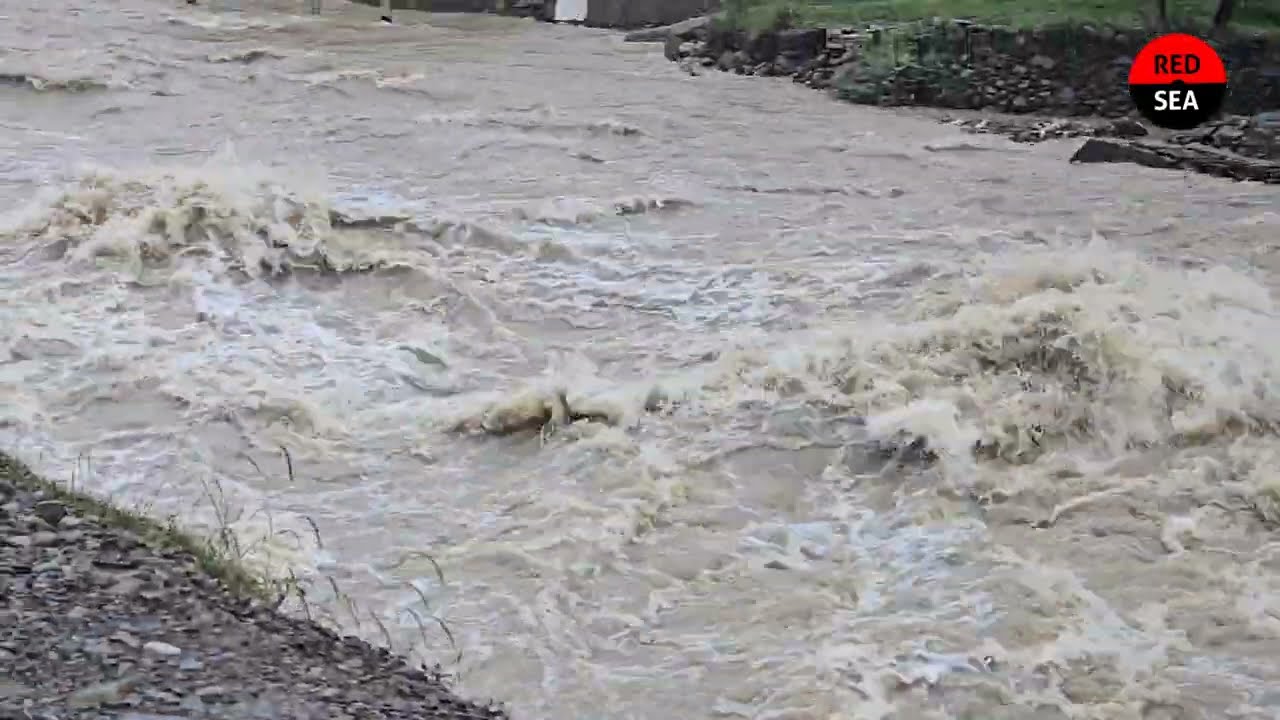 Danger Level Crossed! Jhelum River Flooding in Srinagar & Anantnag