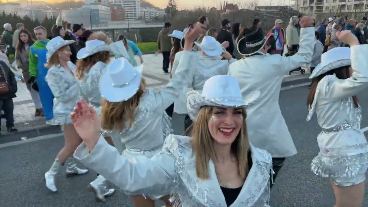 COMPARSA ERRIBERATARRAK Carnavales 2026 Donostia
