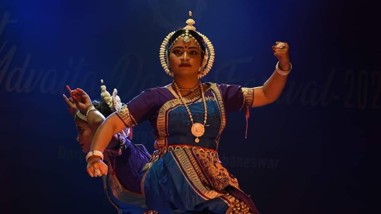 Shivashtakam | Odissi | Anisha - Lipsa | Bharati Nrutya Mandir | Guru Bharat Charan Giri