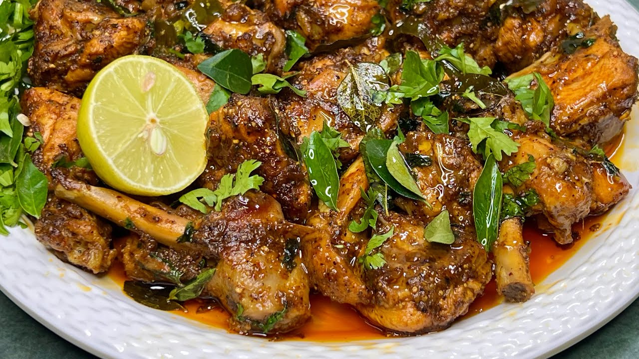 My Husband’s Favourite - PEPPER CHICKEN GHEE ROAST - Aisi Khushbu Ke Pura Mohallah Mehke | Chicken