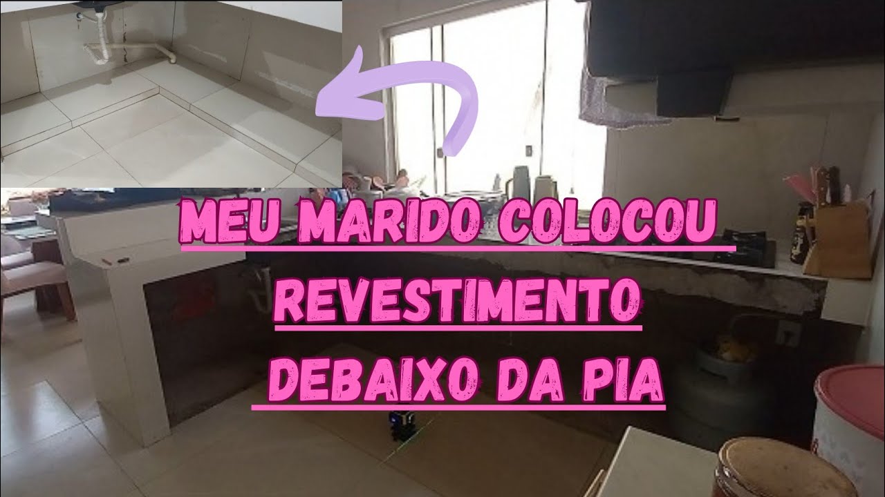 Pequena reforma na cozinha, meu marido colocou piso debaixo da pia 🙏🏻