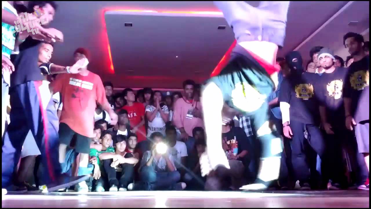 All In crew vs Swordfish Crew - Exhibition Battle at RAW StreetStyle 2012 by THE CULTURE
