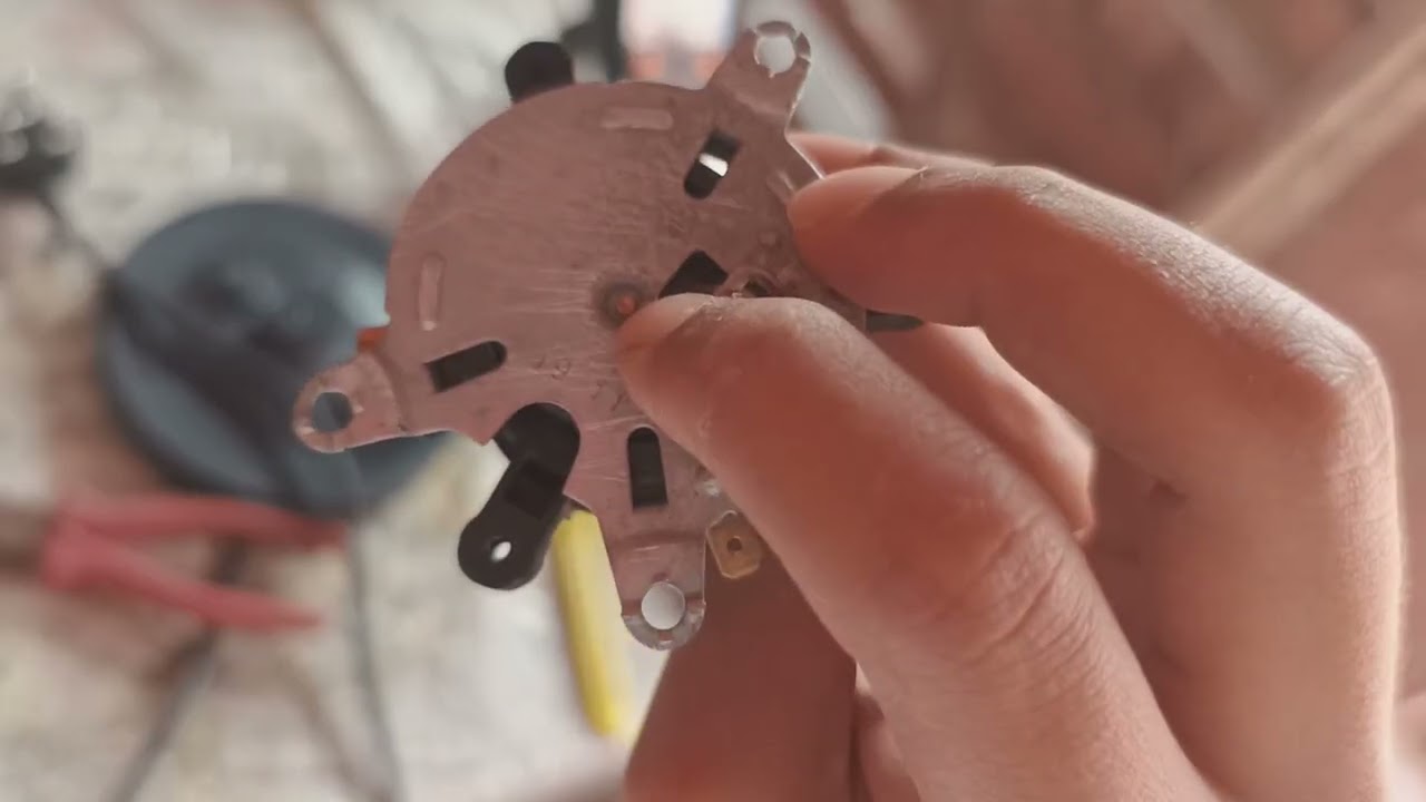 Repairing Pegion 1.2L 600W multipurpose electric kattle, connector changing. 