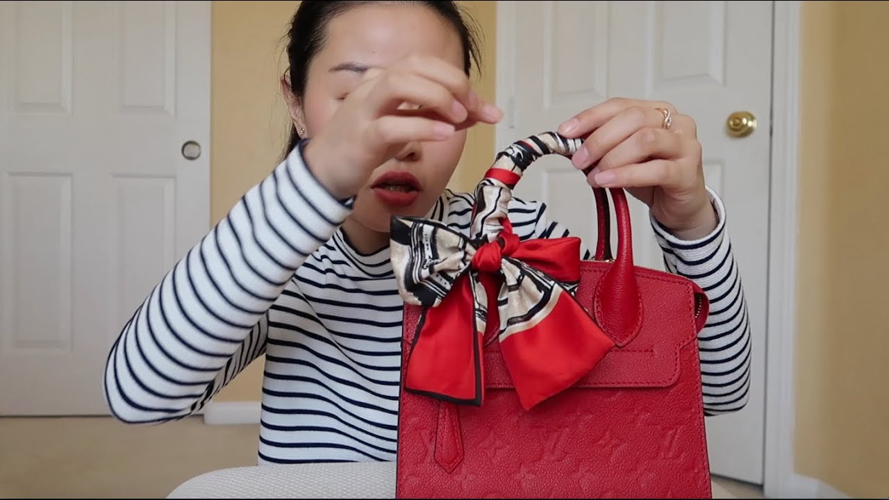 How to tie a scarf on a handbag | 用丝巾邦包包 | 超简单的两种系丝巾方法教程
