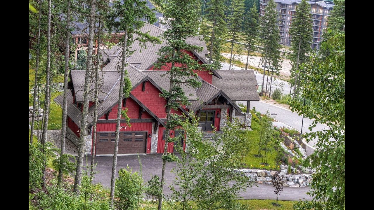 Ski-in/Ski-out Luxurious Home, Revelstoke, BC - Sotheby's International Realty Canada