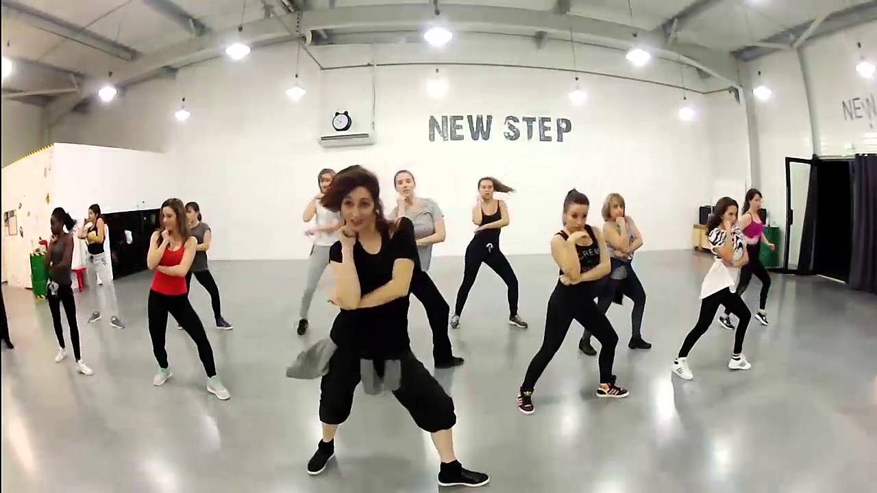 STREET JAZZ AVANCE - Ciara 