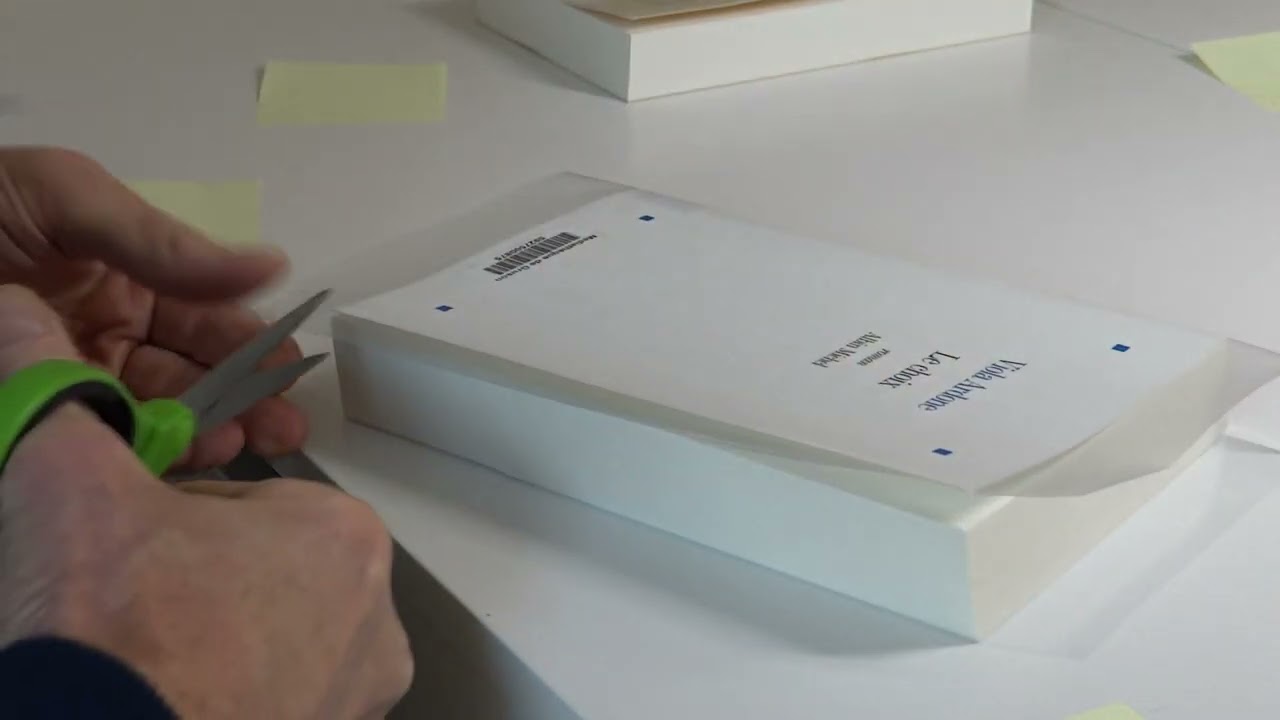 Comment plastifier un livre ?