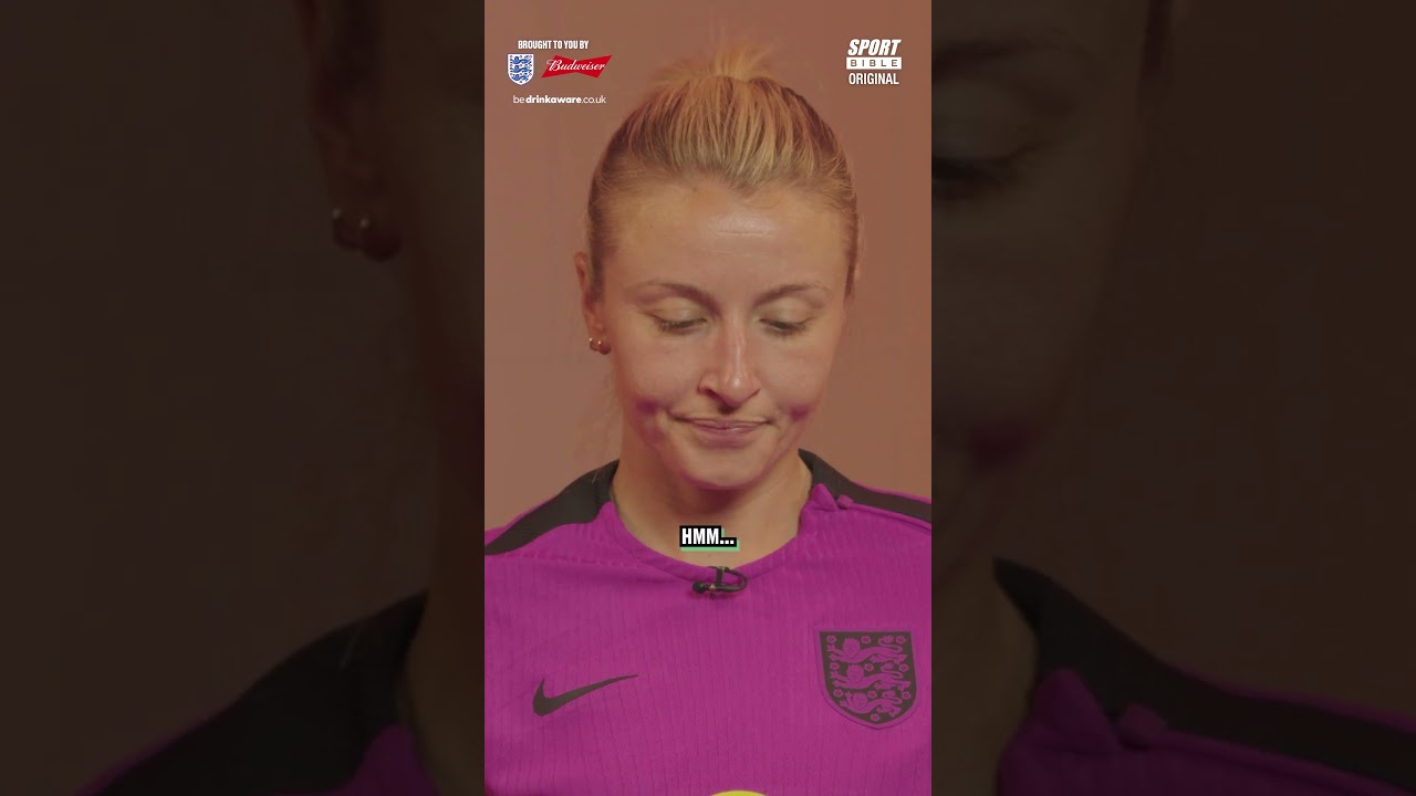 The England Lionesses get way too real in Red Flag/Green Flag 😂