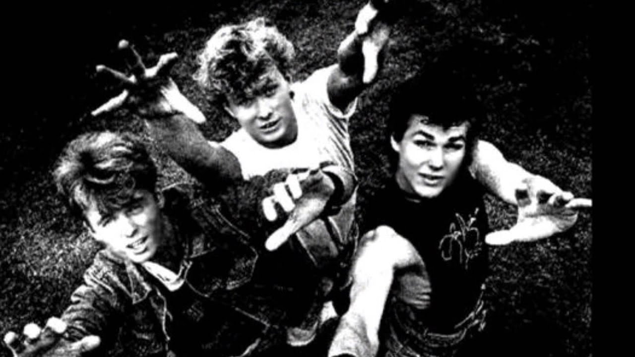 A-HA : Objects in the Mirror ( Cast in Steel )