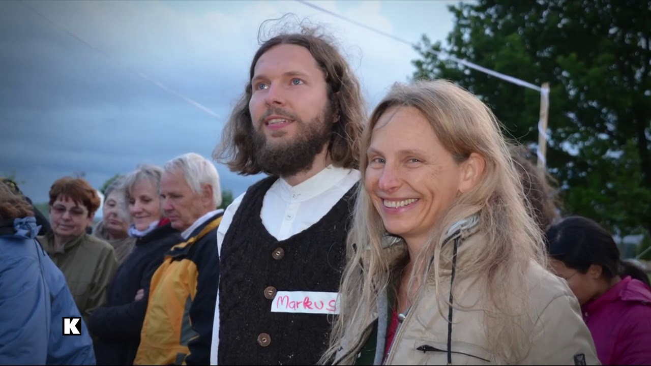 Dorfbewohner in Sorge - Rechte Siedler auf dem Vormarsch | kontraste