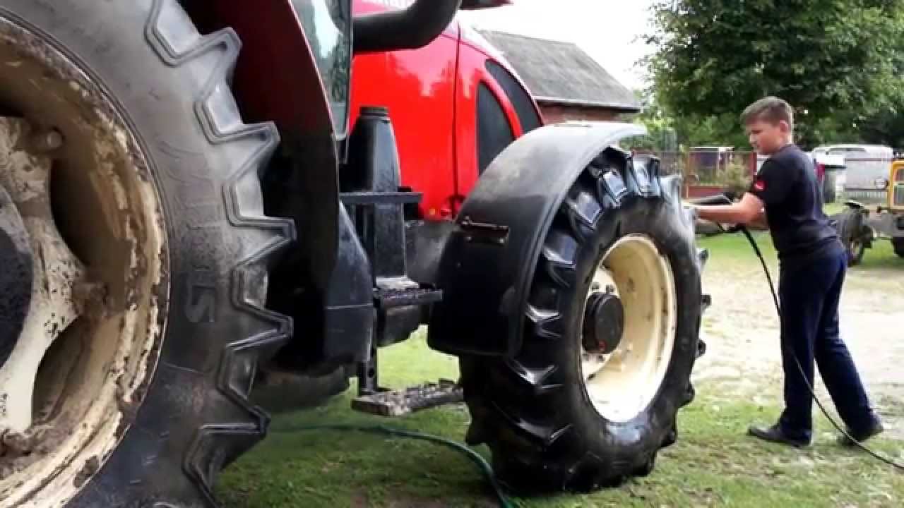 Przygotowania do sezonu, czyli sobotnie mycie ciągnika II Washing tractor Zetor 11741 Forterra II