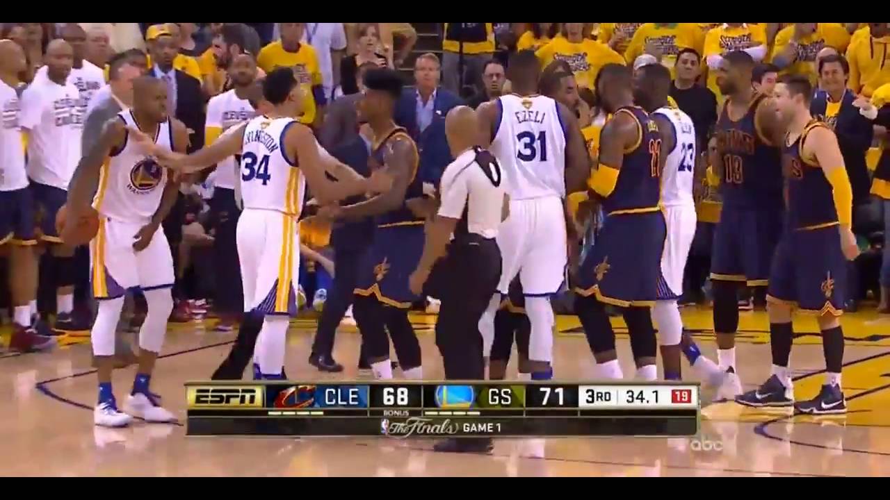 Matthew Dellavedova SMACKS Andre Iguodala in the CROTCH | WARRIORS vs CAVS | G1 | 2016 NBA FINALS