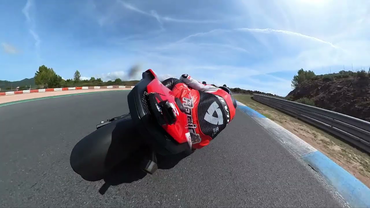 POV: 2023 BMW S 1000 RR onboard Estoril
