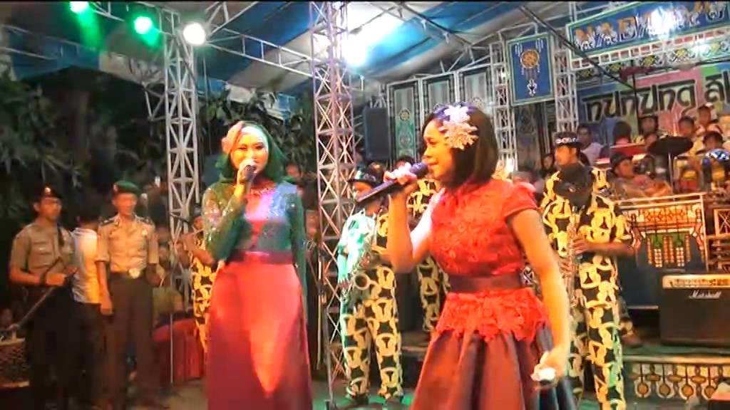 01  LESTI & FIDA   Laguku