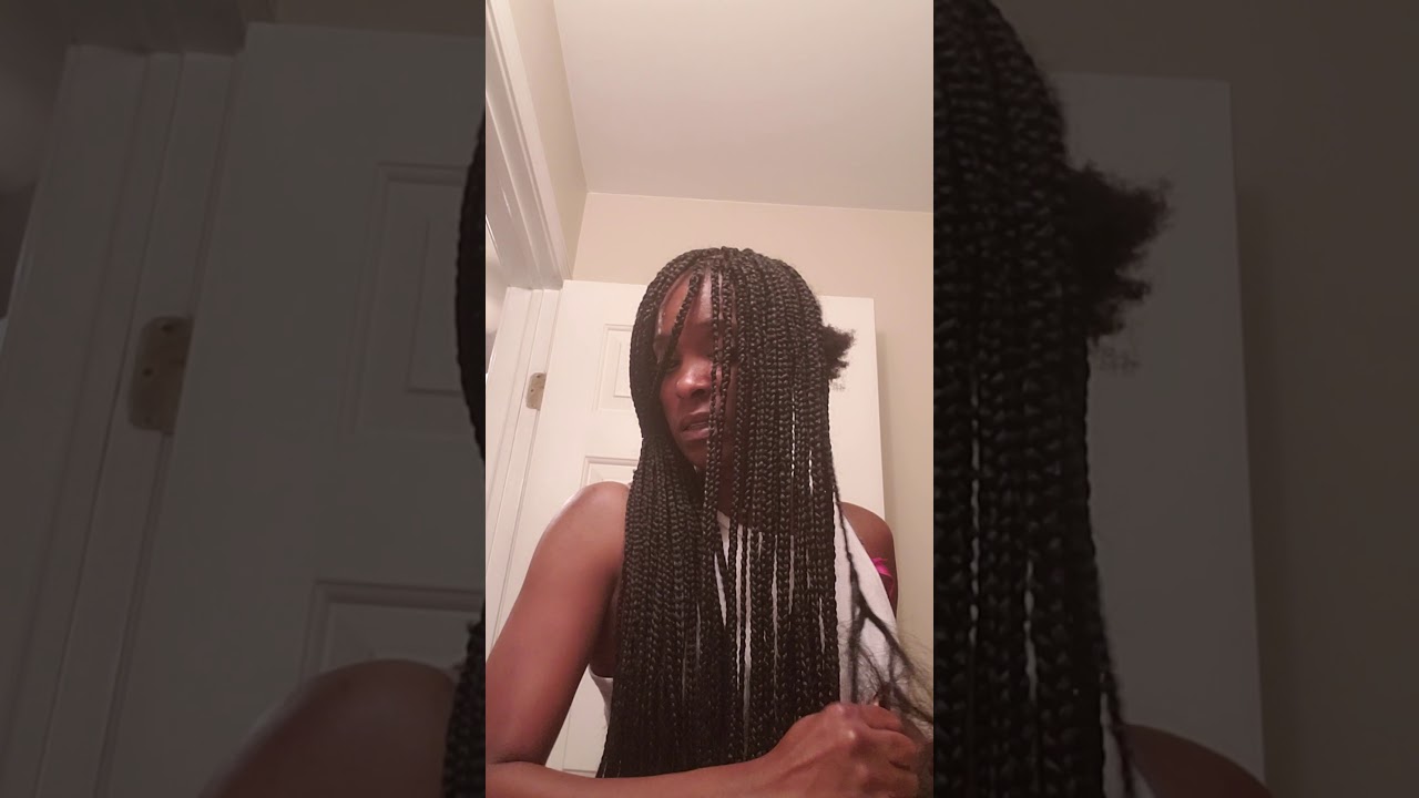 Gripping the roots of mini box braids 2019