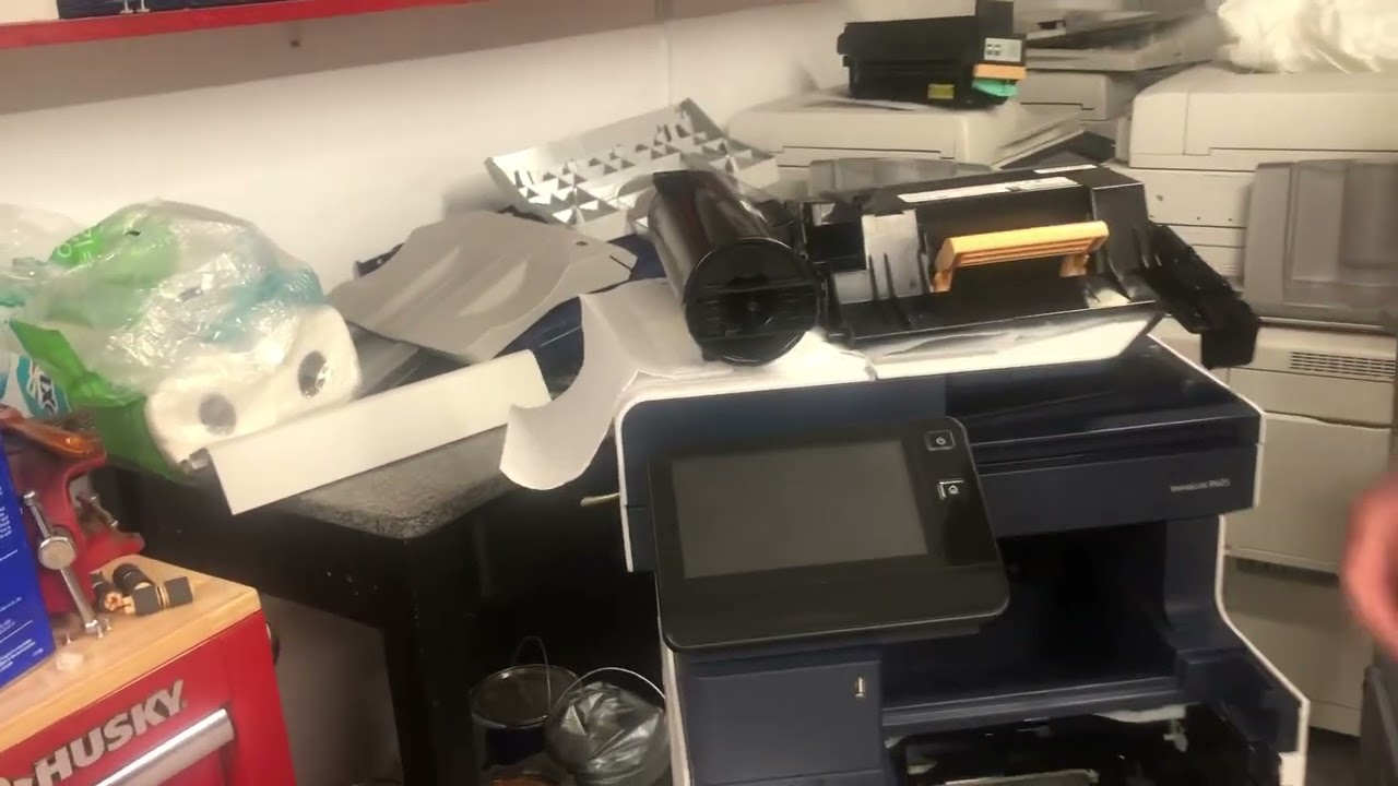 Xerox VersaLink B605 clean laser led lens block. Lines, dirty prints. Image quality.