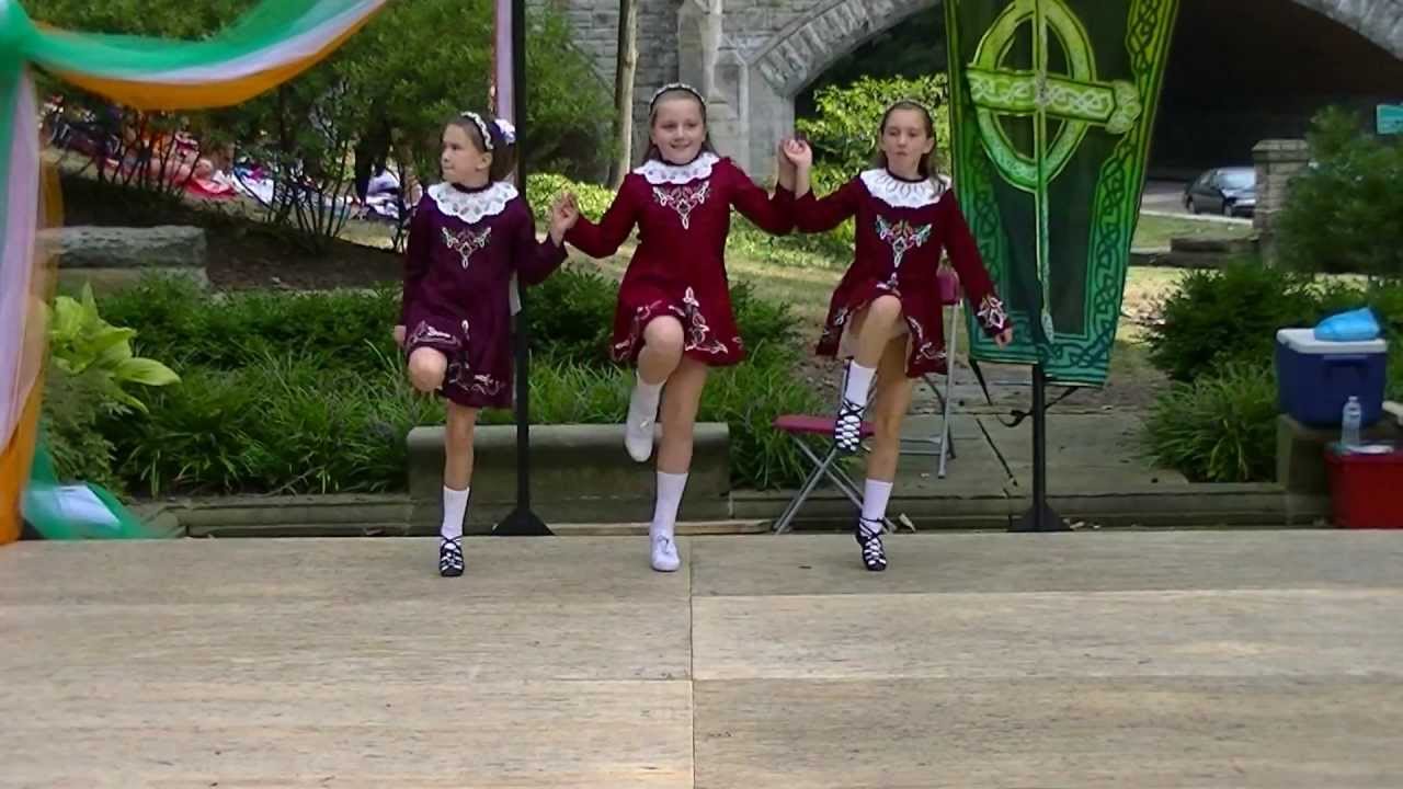 3 Hand Reel Dance by Murphy Irish Dancers