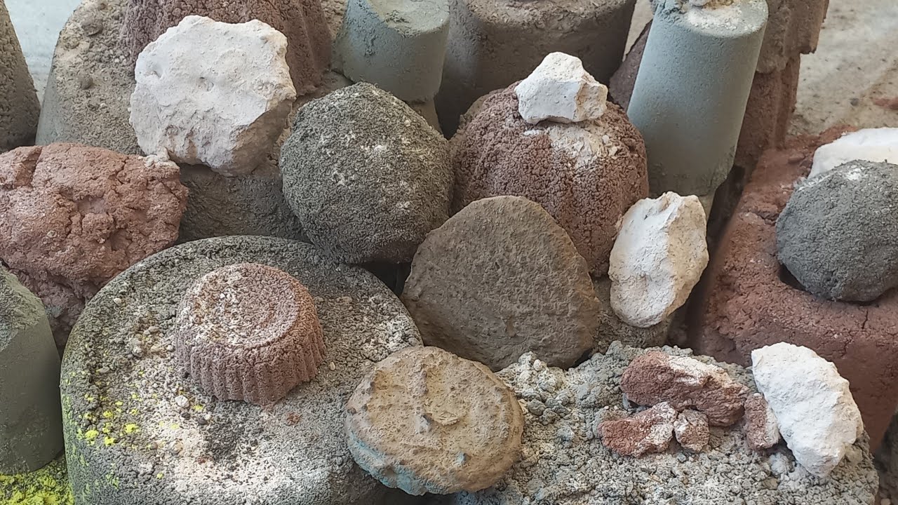 Multi-textures crumbling on floor | dry crumbles