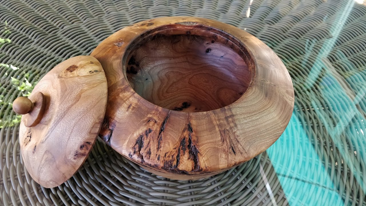 Woodturning - Turning a big beautiful Elm burl into a wonderful pot with lid.