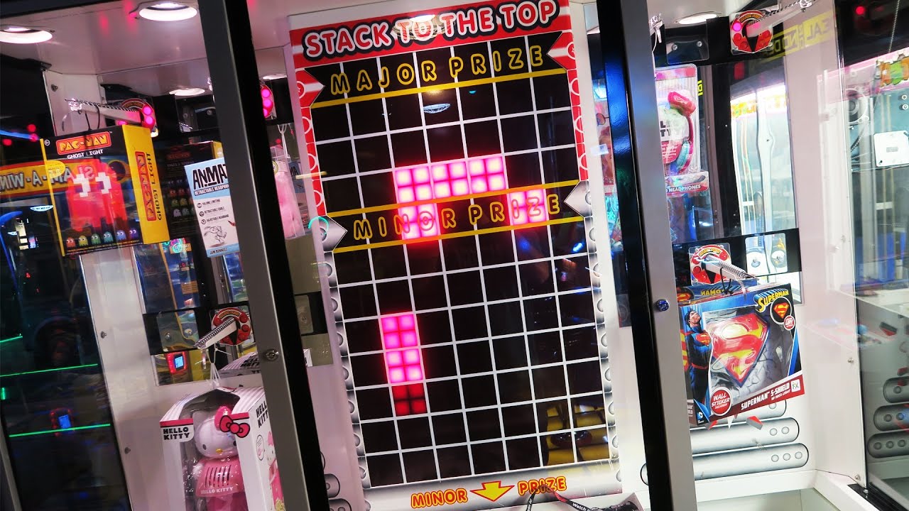 Testing our luck at Giant & MEGA Stacker!