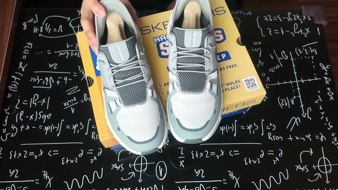 Skechers Glide Step VS ON Running