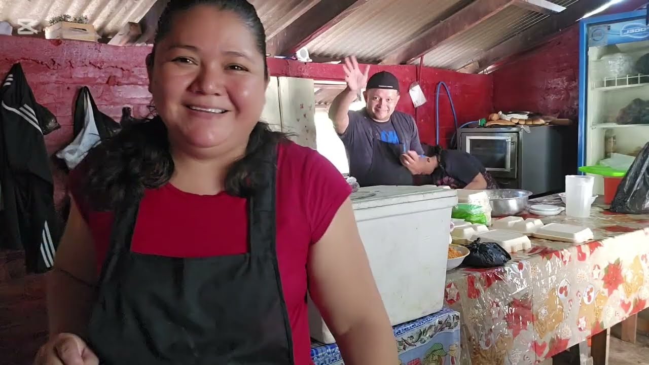 Hoy preparamos pollo en salsa de hongos y asi me quedo 😋😋😍😍