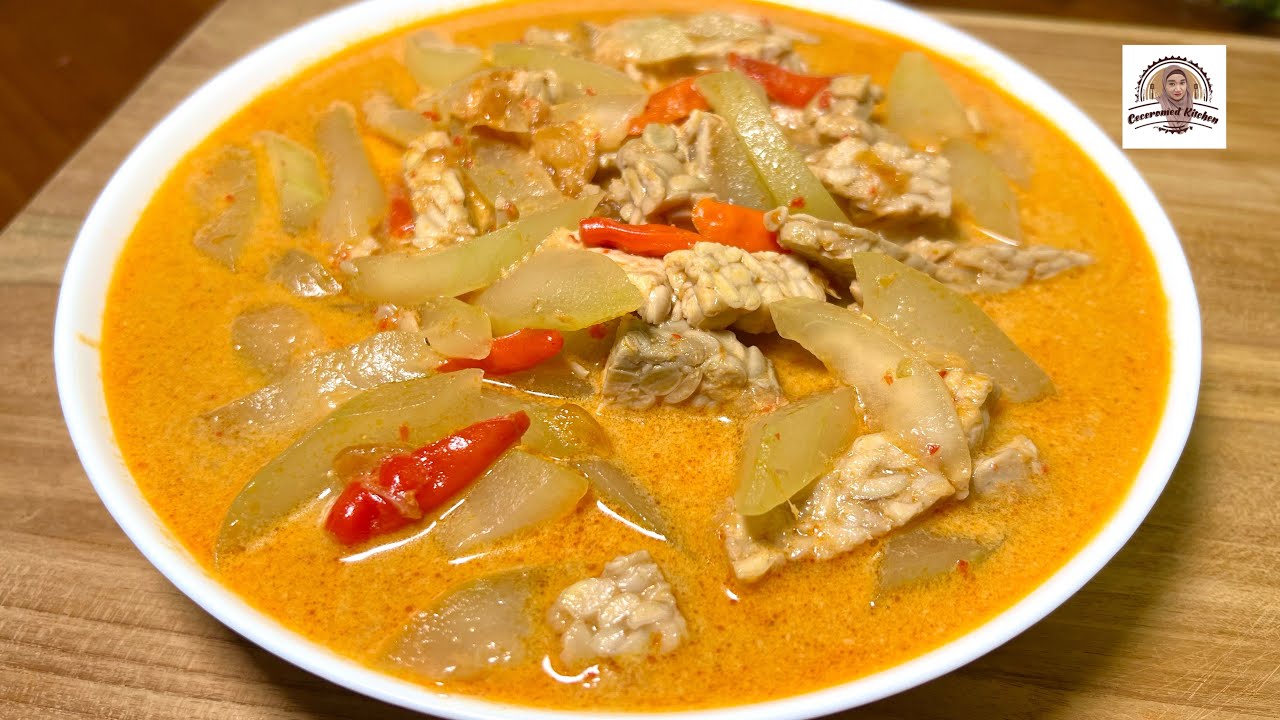 TEMPE HAMPIR BUSUK DAN LABU AIR DIMASAK LODEH PEDAS, MANTAP...