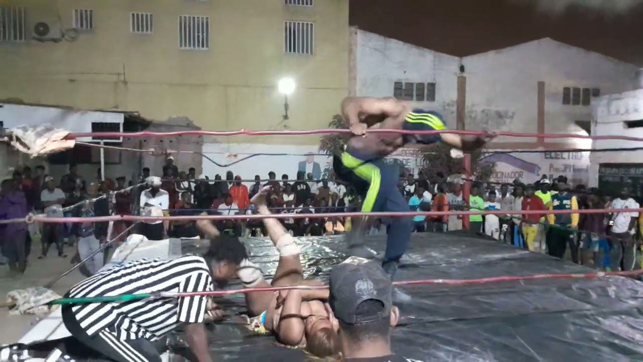Shakira abomi mutu na combat
