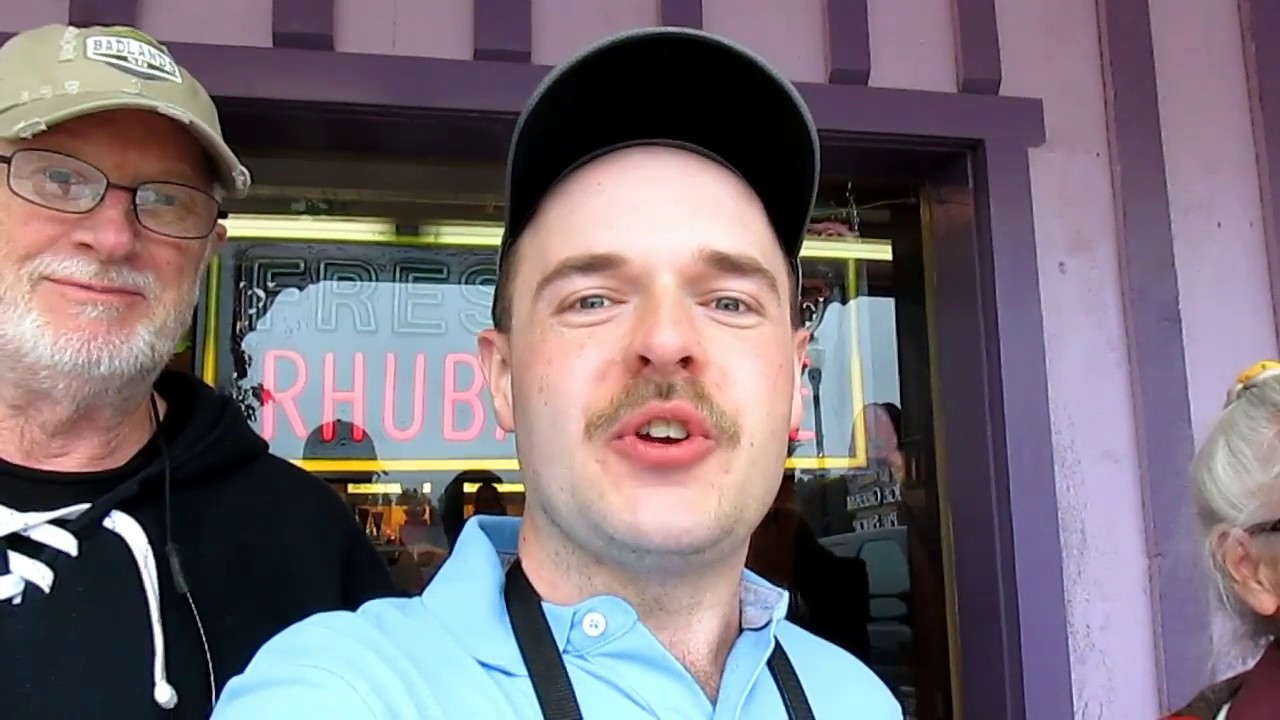 Scottman895 Travel Delights: Purple Pie Place (Custer, SD)