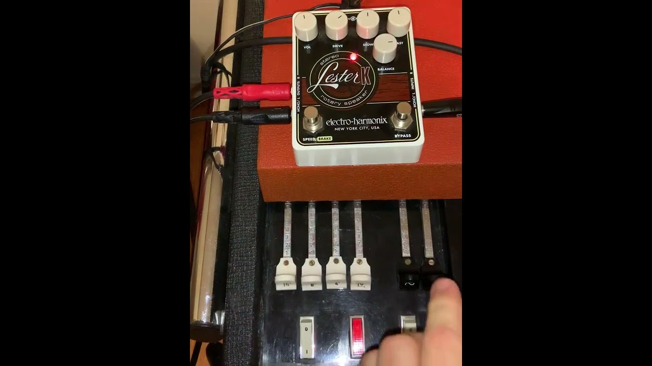 Vox Continental through a EHX Lester K