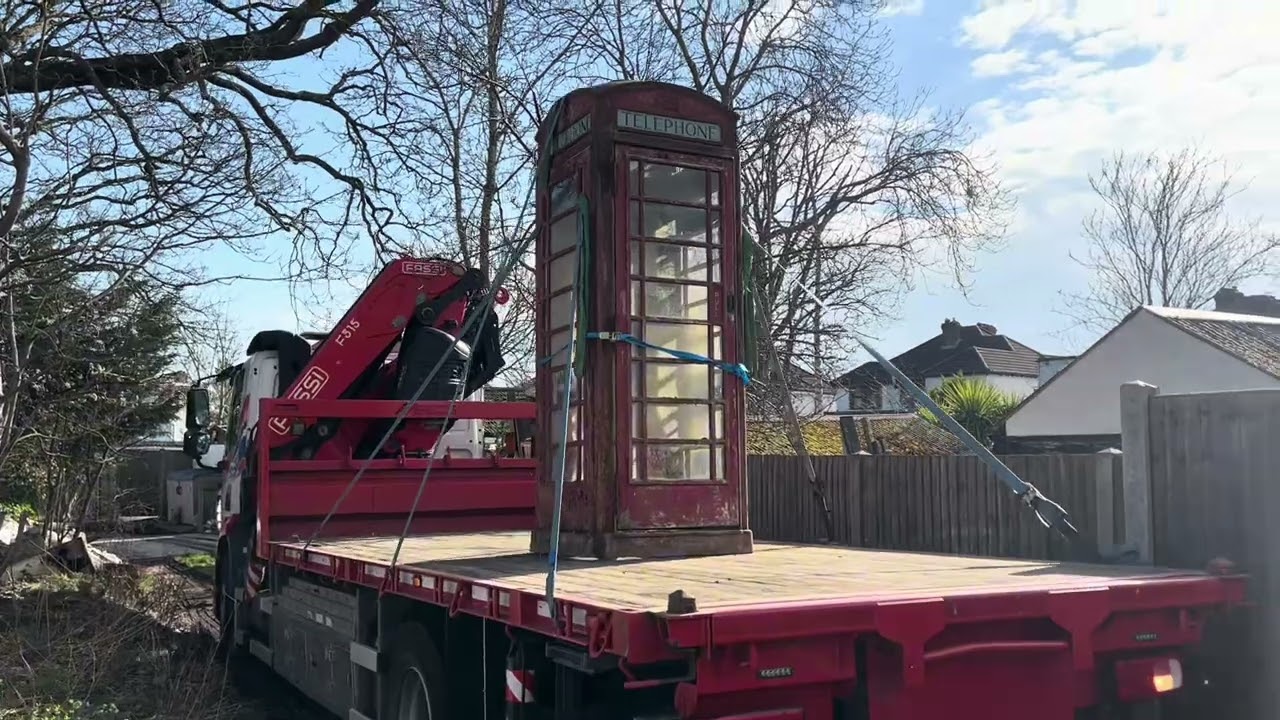 The recovery of a K6 telephone box