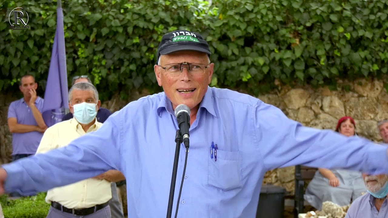 ד