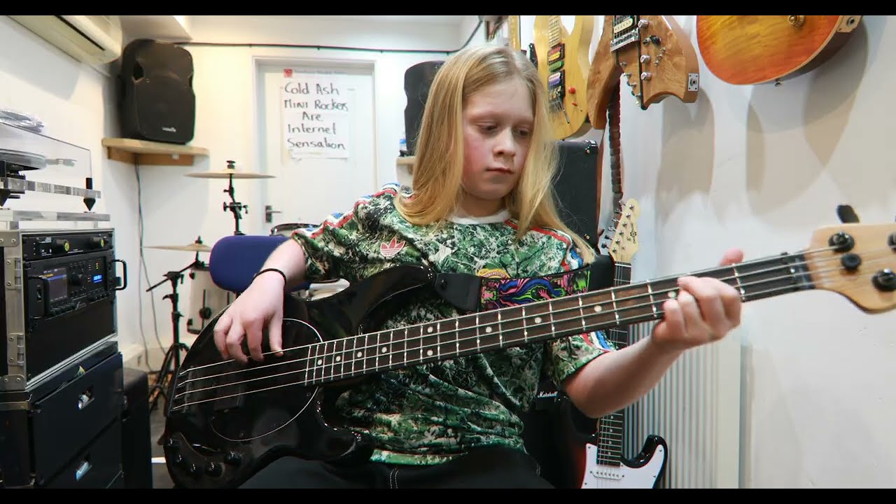 Get The Funk Out - Extreme Bass Cover By 11 Year Old Burt