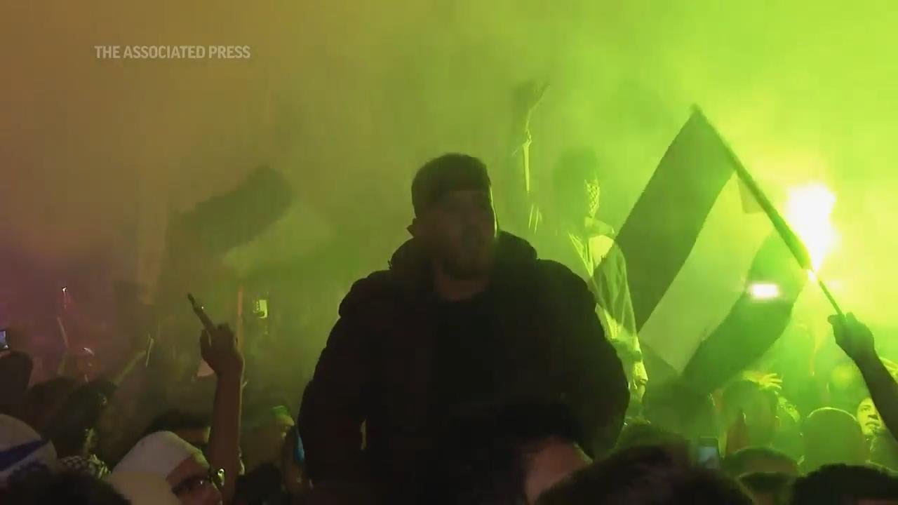 Thousands in Turkey protest against Israel and United States