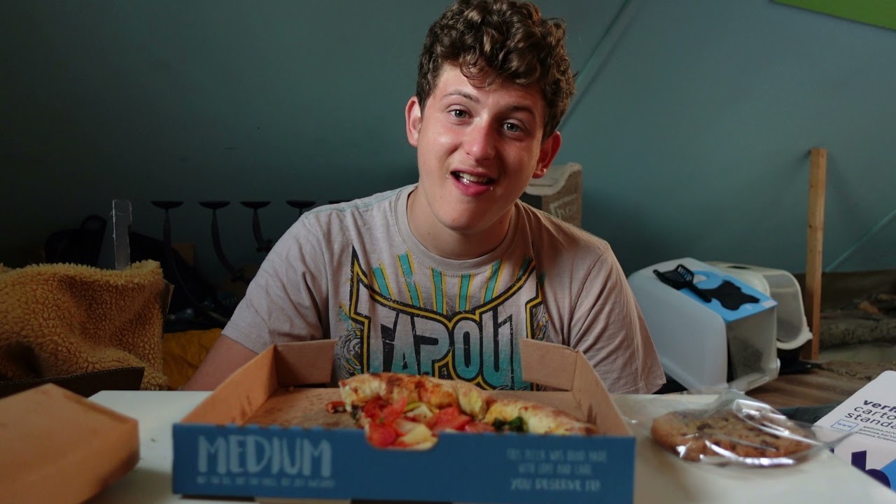 Domino's MUKBANG At My Parents House