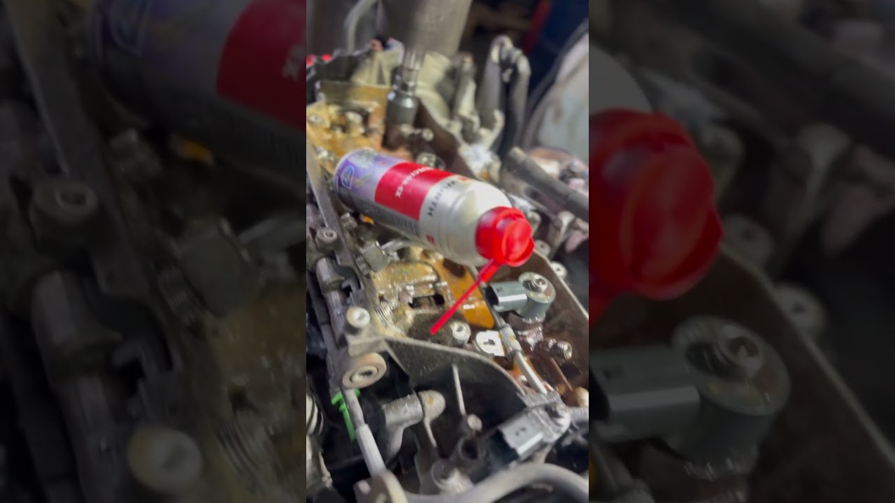 Renault trafic M9R  INJECTOR STUCK 🤐#reaction #punjabnews #discoveryuk #renaultcars #stuckinside