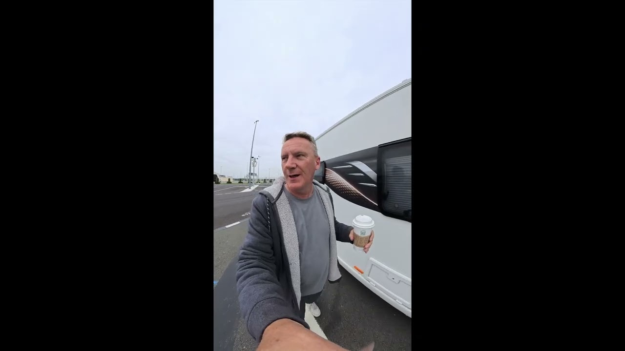 Во Франции я меняю имя...