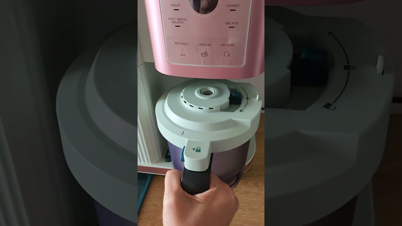 Meine erste Soft-Eis-Kreation mit der #ninjacreamiswirl &ndash; und ich bin offiziell obsessed🤍🍋Anzeige