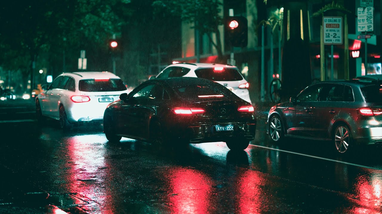 RAINY POV -  MELBOURNE STREET PHOTOGRAPHY