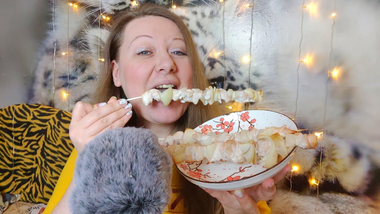 Асмр🍢ИТИНГ ШАШЛЫК+ВОПРОС-ОТВЕТ💛Мукбанг ем вкусные шашлыки, Шепот, Релакс, Мурашки | Asmr Eating