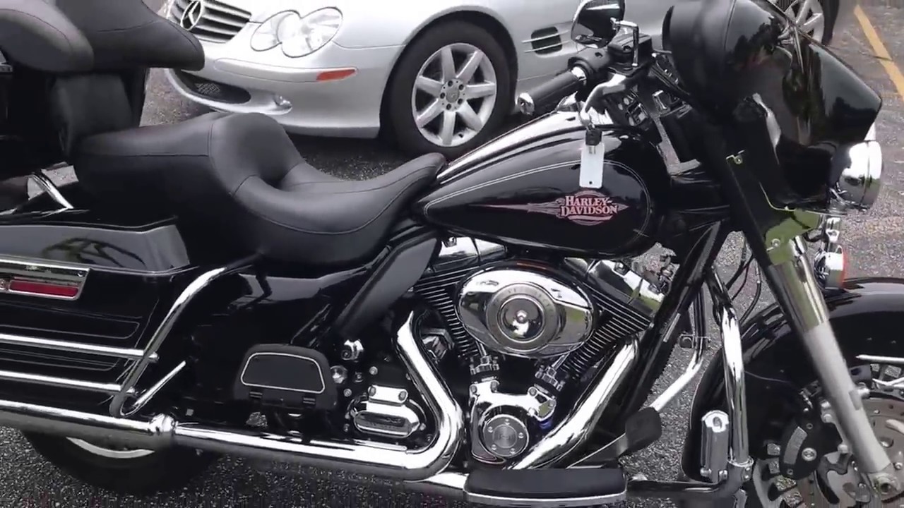 2010 Harley-Davidson FLHTCU - Ultra Classic Electric Glide