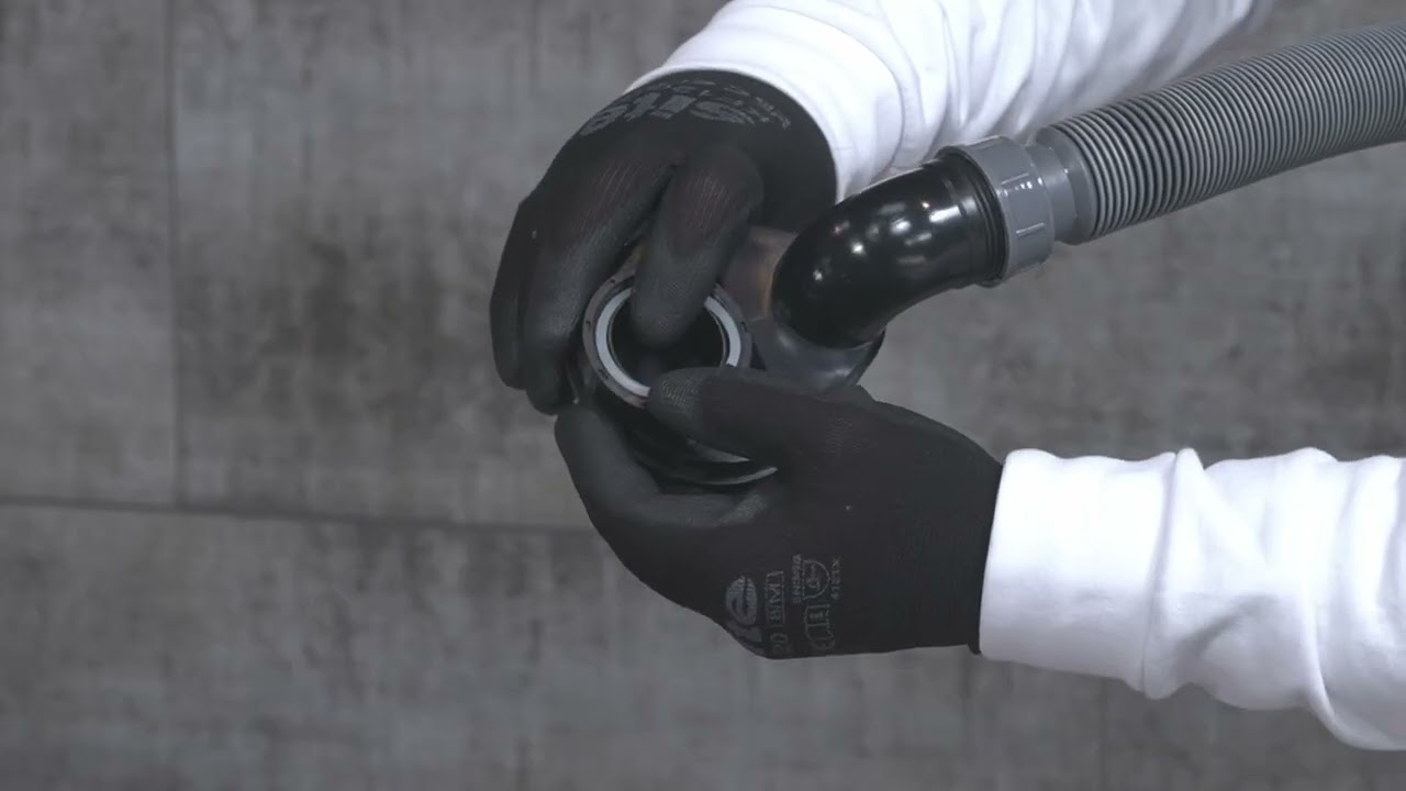 Instalar uma banheira semi-ilha encostada à parede (1)