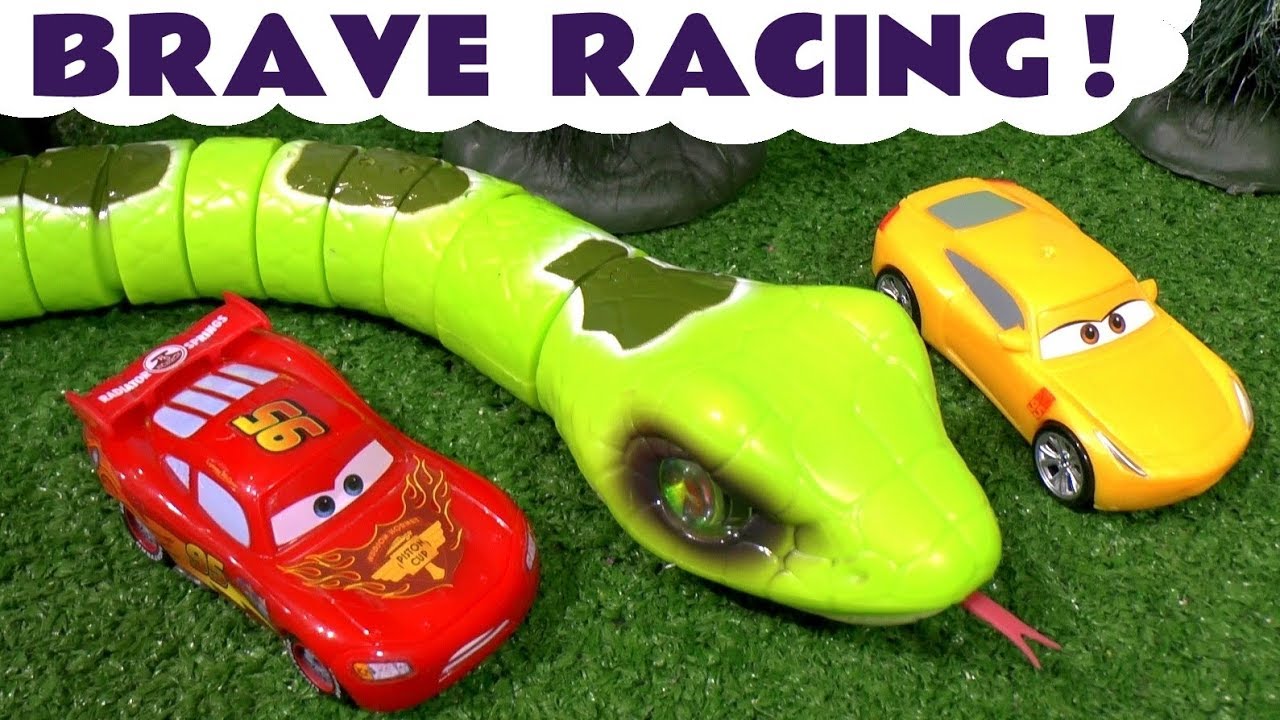 Cars 3 Toys Snake Racing with McQueen and Mater
