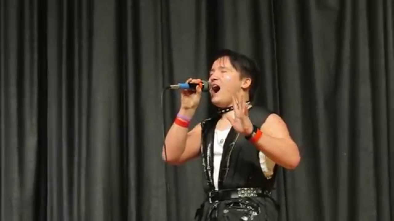 Debut Live Performance- Alexander Fiedler (2015) - Thin Line