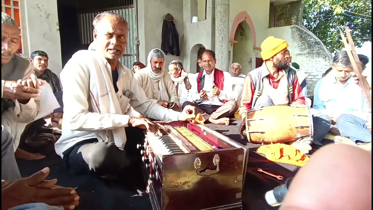 Kirtan Bhajan//श्याम बिना हम आधे राधे बिना श्याम आधे बोलो राधे राधे 