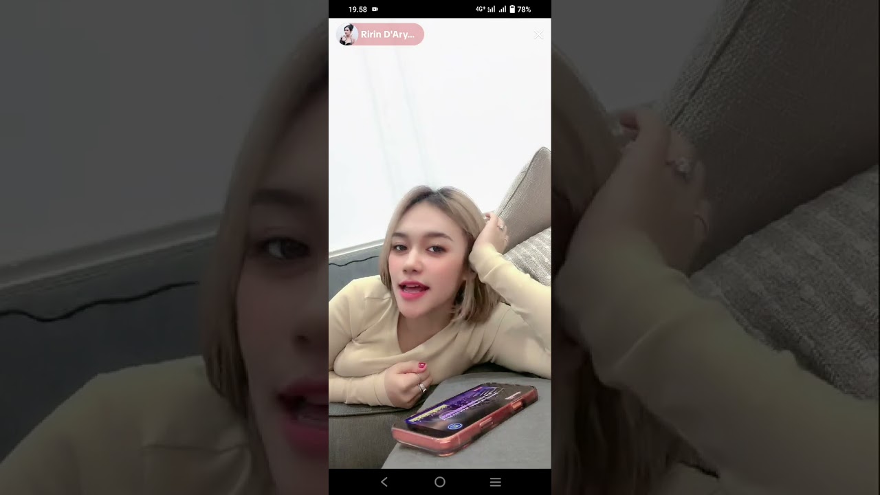 Ririn D'Aryanti & ka Dila rukun banget duet karaoke