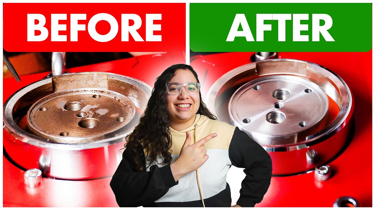 How To Clean The Group Head On A Gaggia Classic Pro! [Espresso Machine Maintenance]